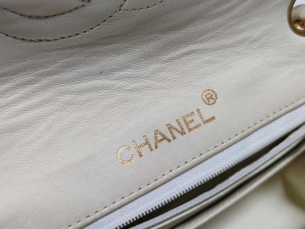 Chanel MINI FLAP BAG - Side view