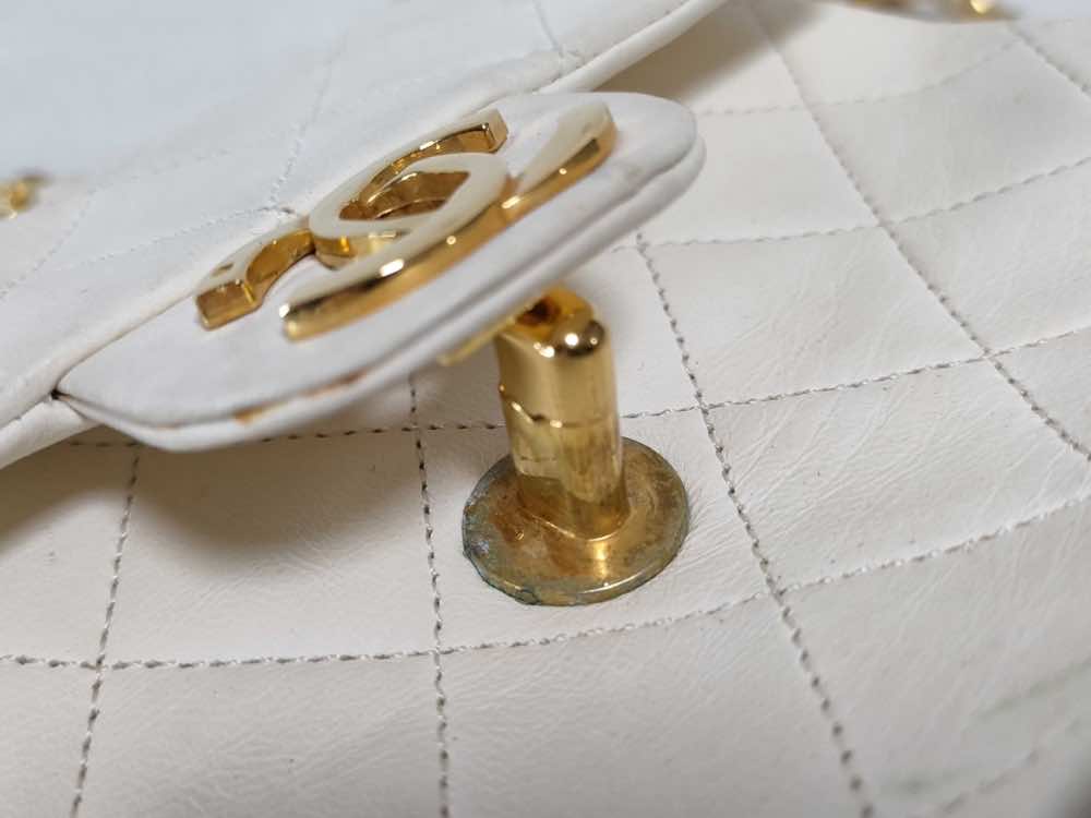 Chanel MINI FLAP BAG - Image 11