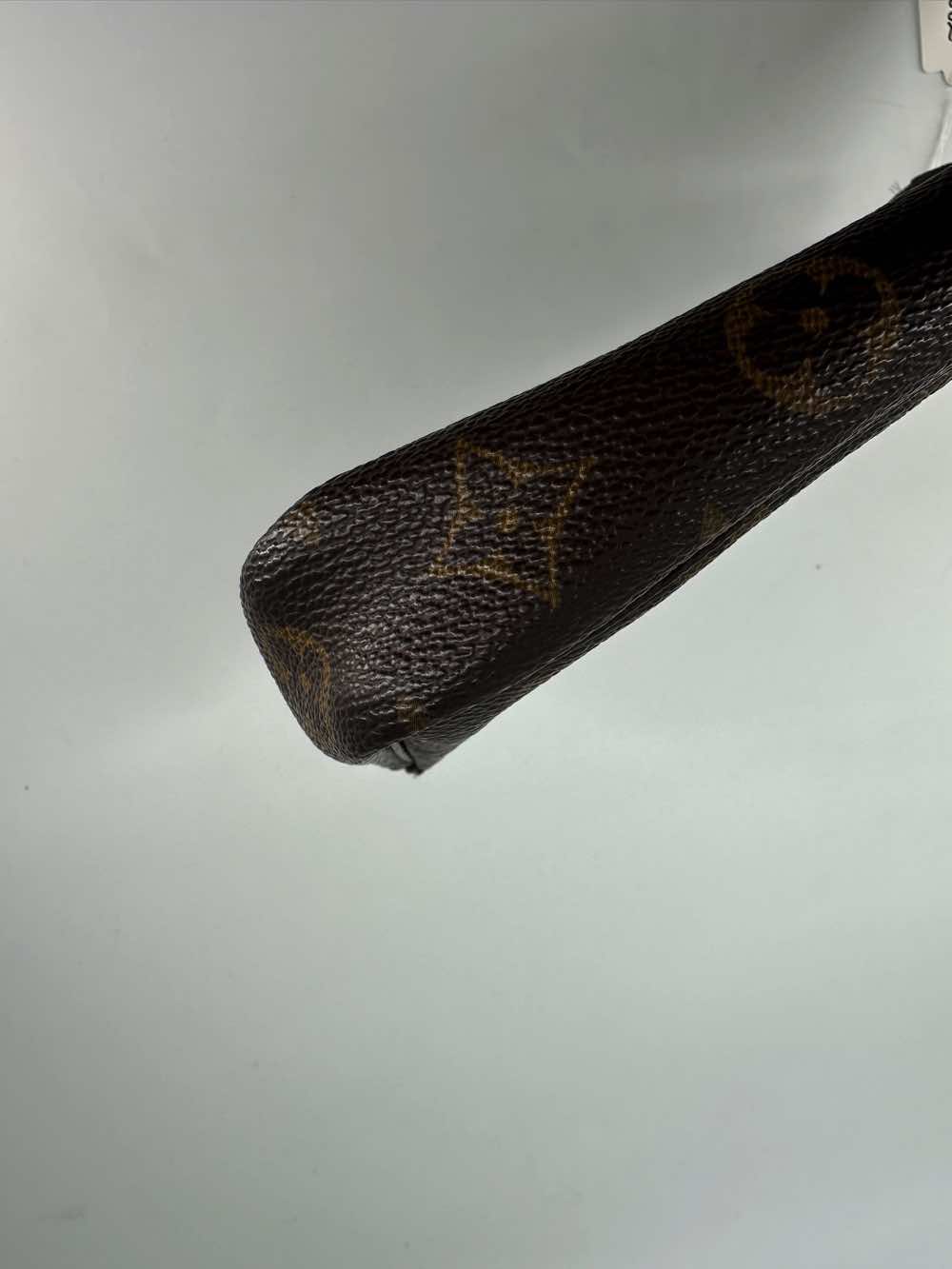 Louis Vuitton Pochette Accessoire - Image 6