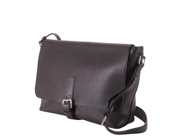 Louis Vuitton Messenger - Back view