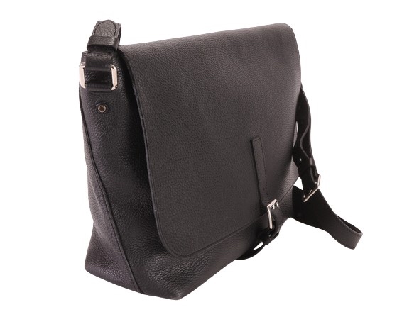 Louis Vuitton Messenger - 4