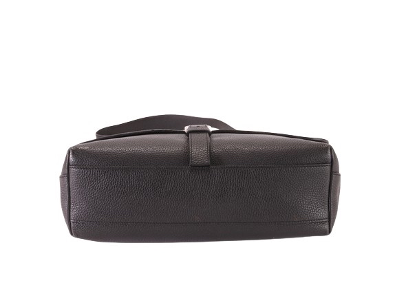 Louis Vuitton Messenger - Detail 1