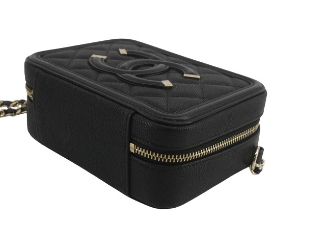 Chanel CC Filigree - Detail 1