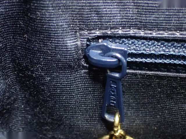 Chanel Vanity - Image 10