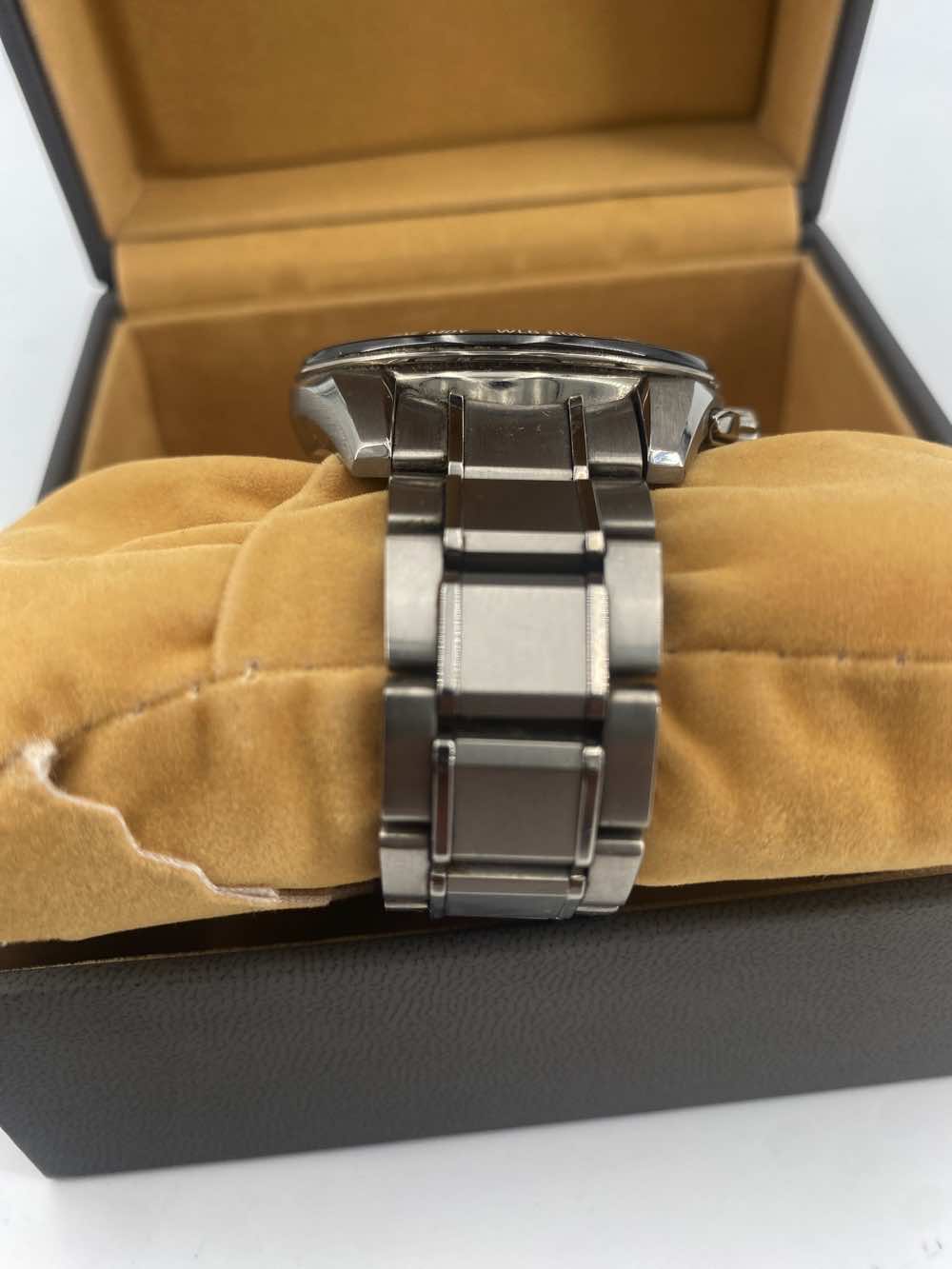 Seiko GPS Solar - Detail 1