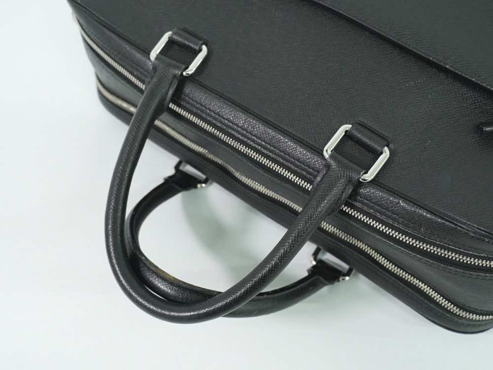 Louis Vuitton Overnight Handbag - Image 6