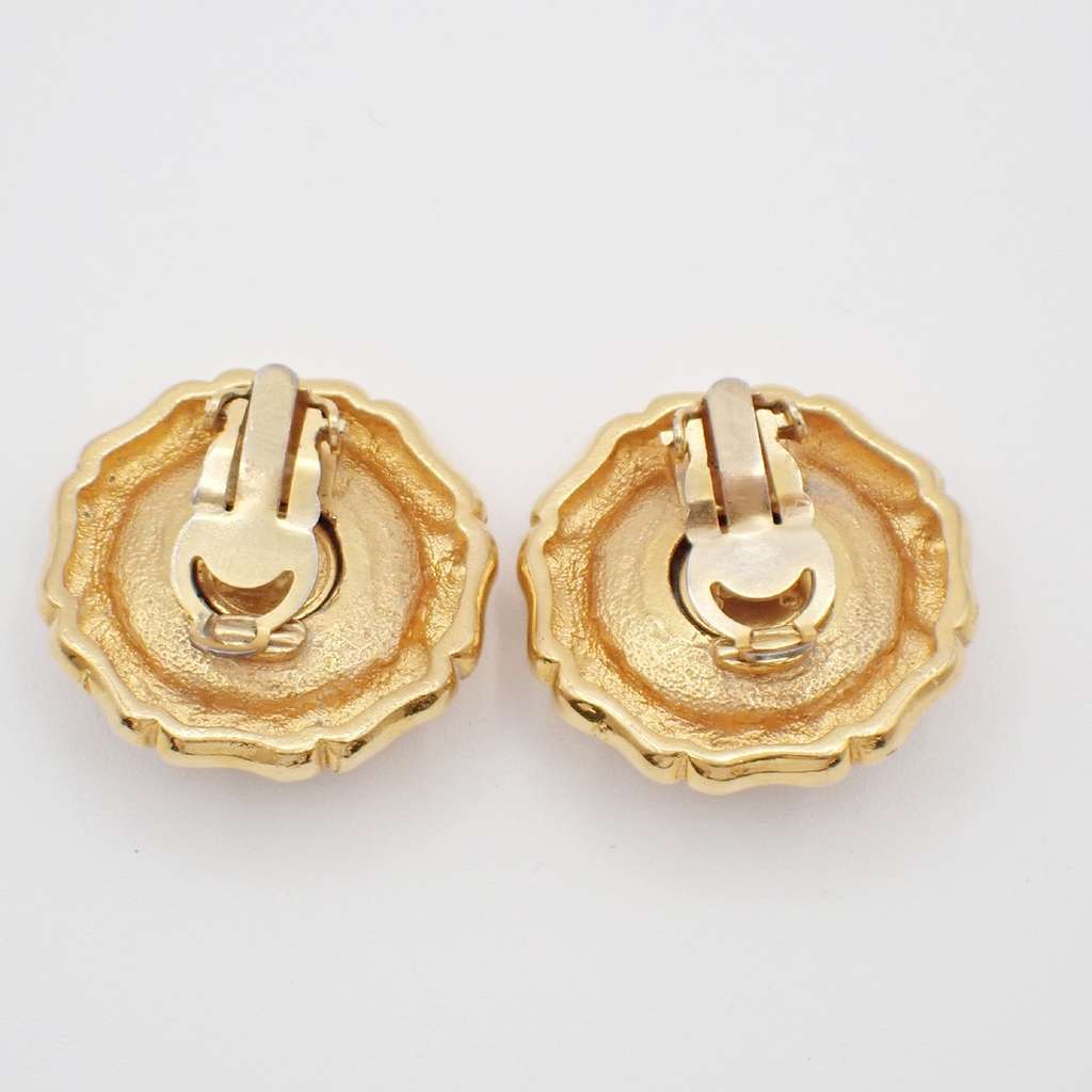 Chanel Vintage CC Round Button Clip-On Earrings Blue Good condition - Back View