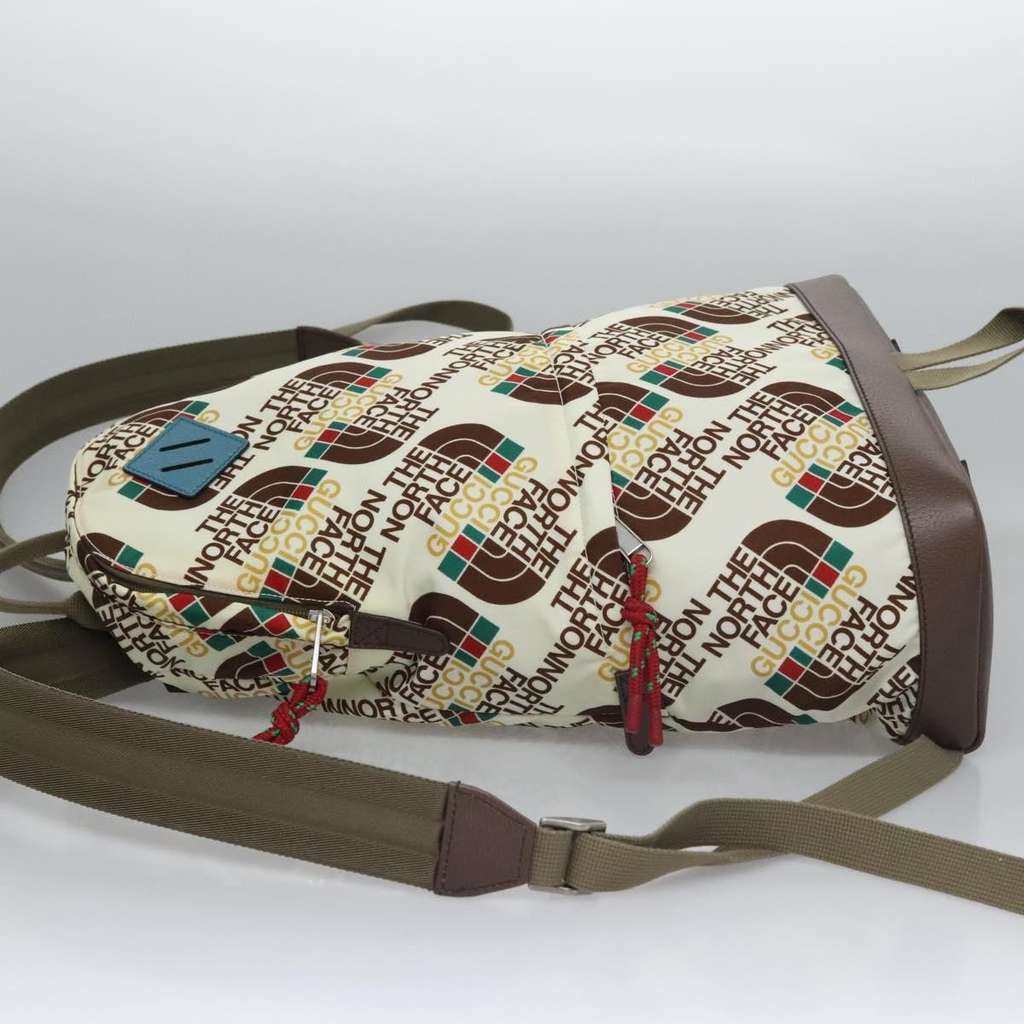 Gucci Gucci x The North Face Zip Backpack Ecru Good condition - Model View