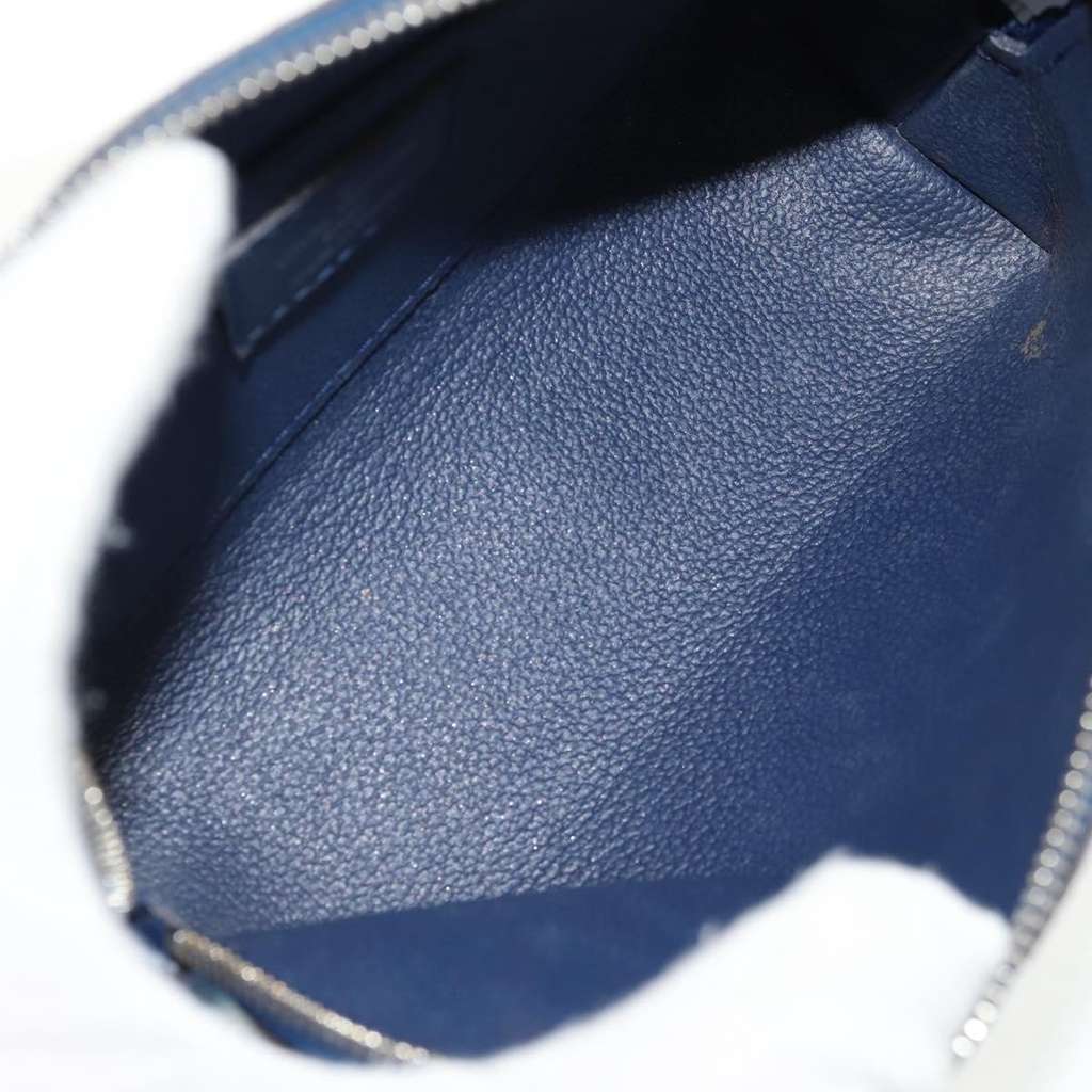 Louis Vuitton Cosmetic Pouch Other Leather Good condition - Box View