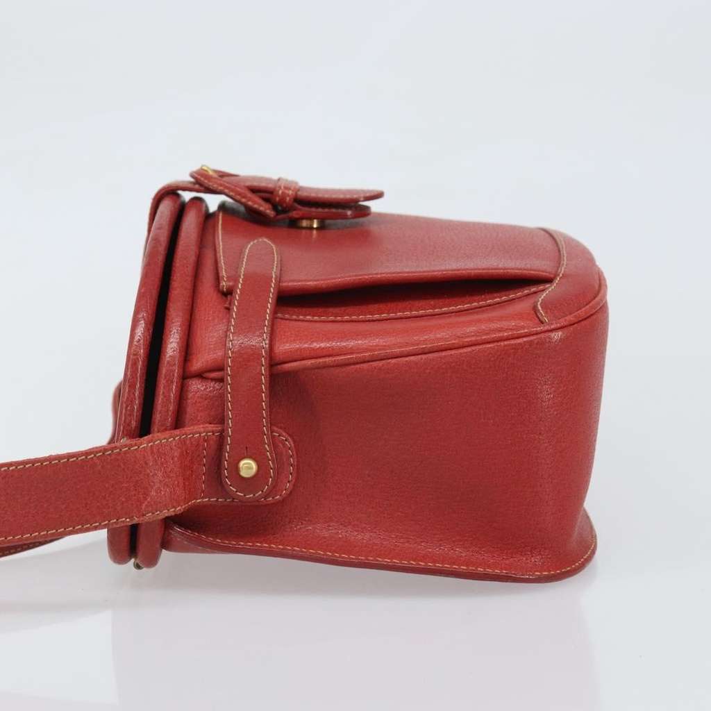 Gucci Vintage Shoulder Bag Red Leather Good condition - Model View