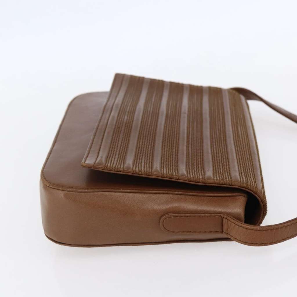 Loewe Flap Messenger Bag Brown Leather Good condition - Model View