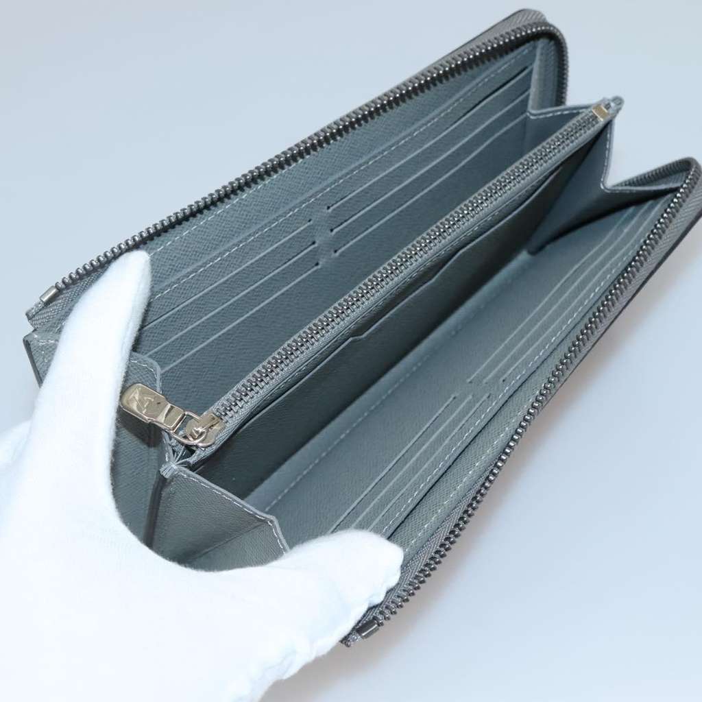 Louis Vuitton Cosmos Wallet Other Canvas Good condition - Box View