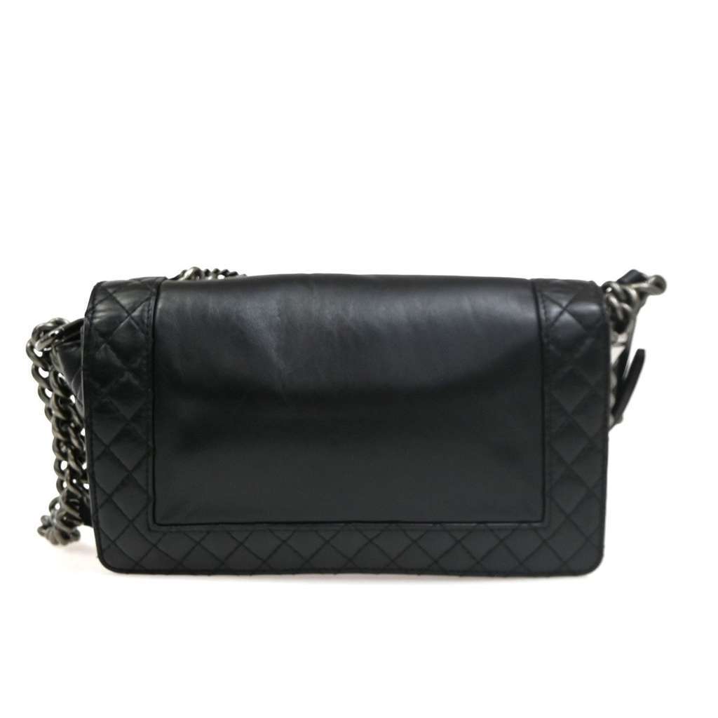 Chanel Boy Flap Bag Black Leather Good condition - Back View