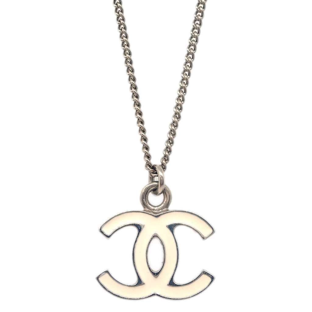 Chanel CC Logo Pendant Necklace Silver Good condition - Back View