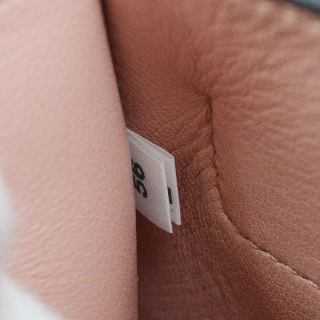 Prada Cuir Double Tote Pink Leather Good condition - Box View