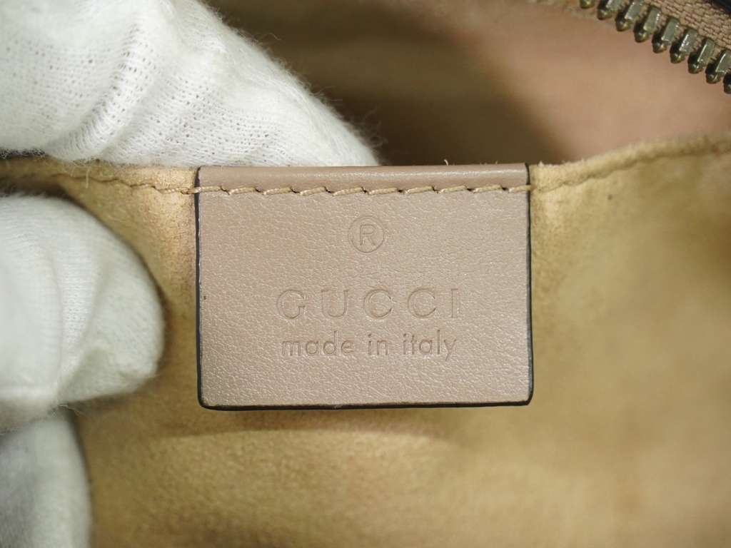 Gucci GG Marmont Shoulder Bag Beige Leather Good condition - Box View