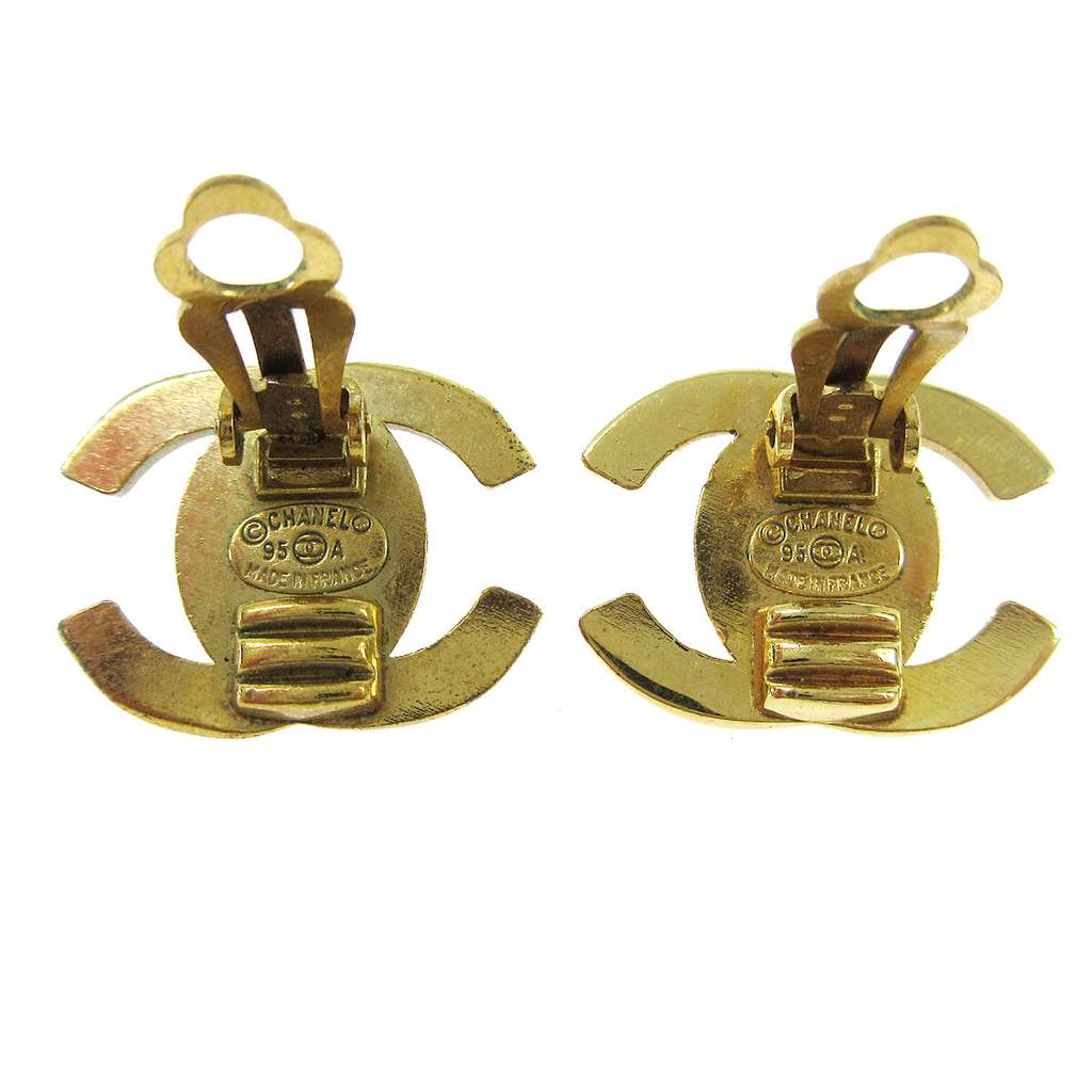 Chanel CC Turnlock Clip-On Earrings Gold Gold Good condition - Inside View