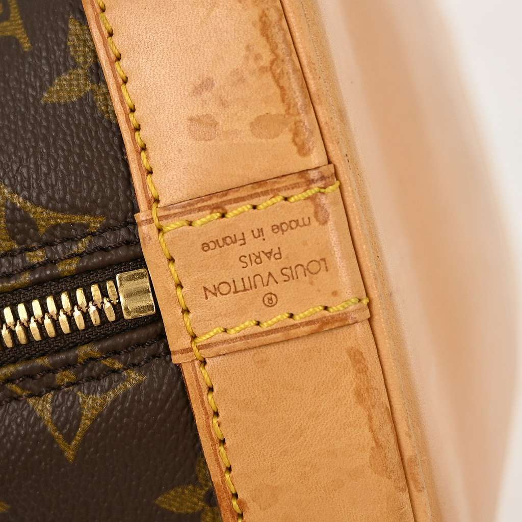 Louis Vuitton Alma Handbag Brown Canvas Good condition - Model View