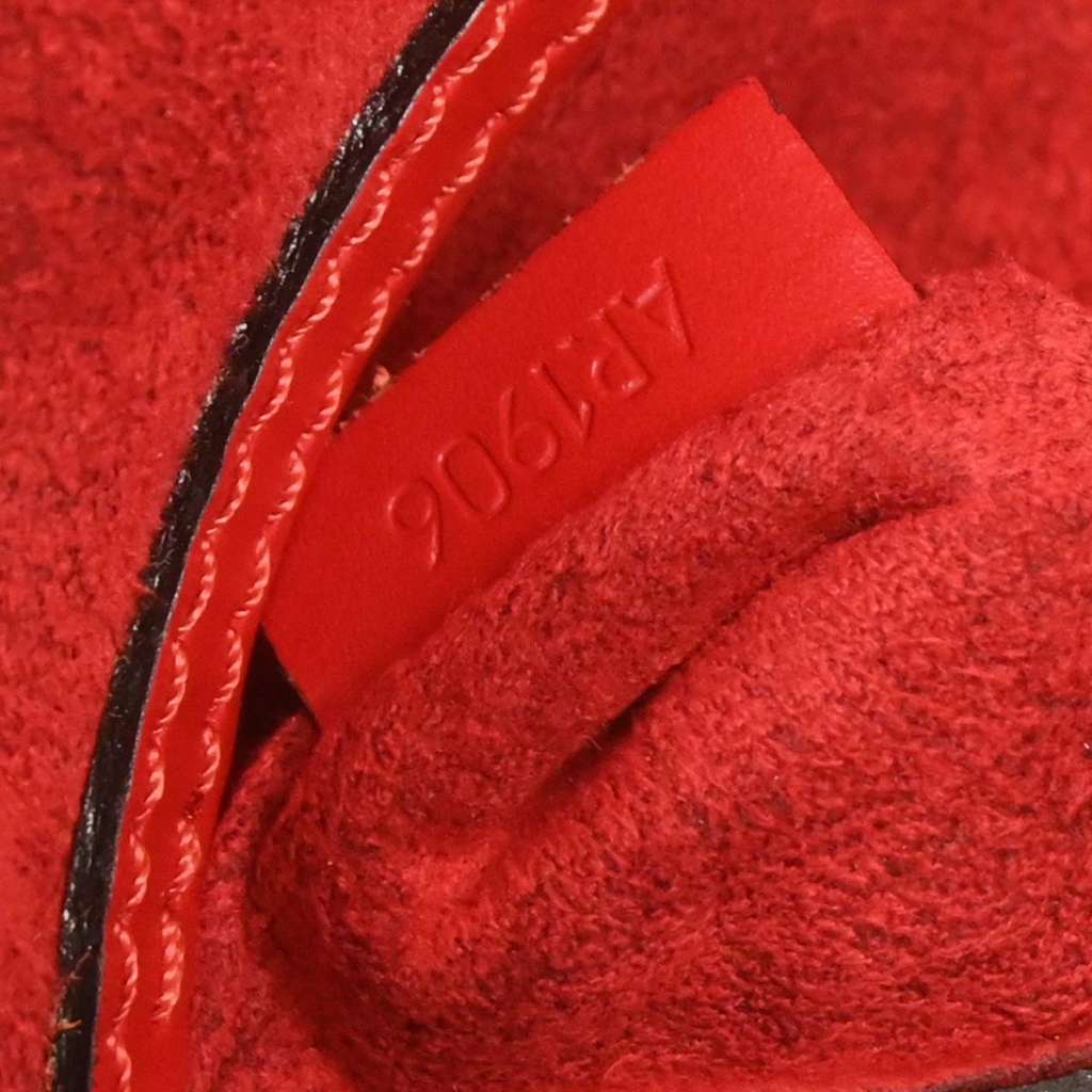 Louis Vuitton Alma Handbag Red Leather Good condition - Box View