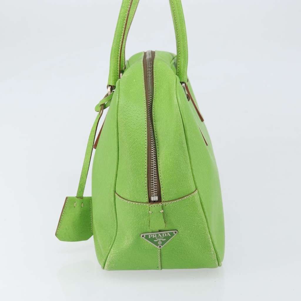 Prada Vintage Handbag Green Leather Fair condition - Model View