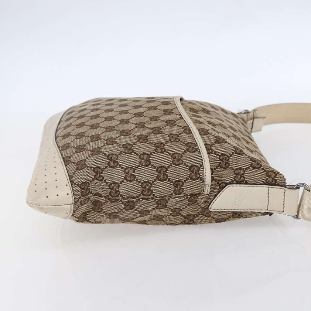 Gucci Zip Messenger Bag Beige Canvas Good condition - Model View