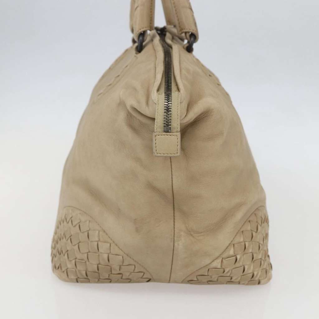 Bottega Veneta Intrecciato Handbag Beige Leather Good condition - Model View