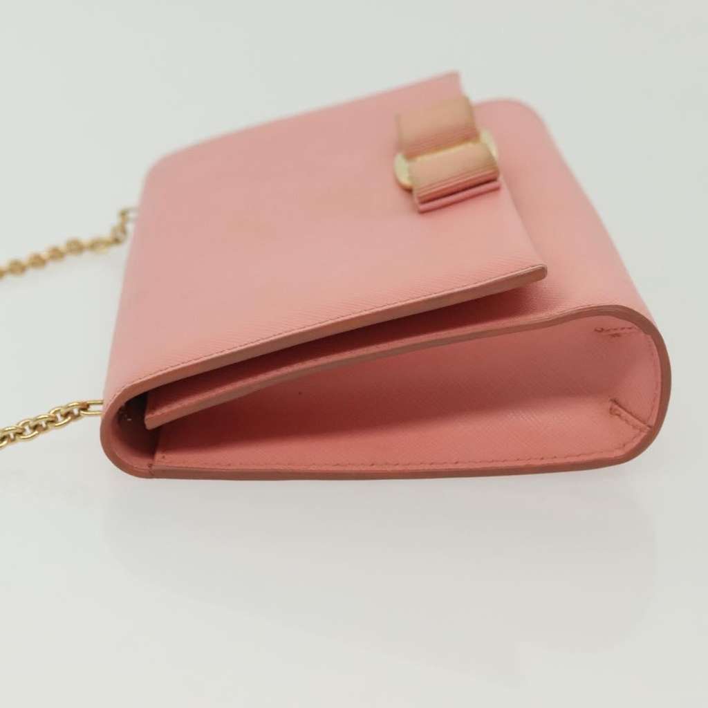 Salvatore Ferragamo Ginny Crossbody Bag Pink Leather Good condition - Model View