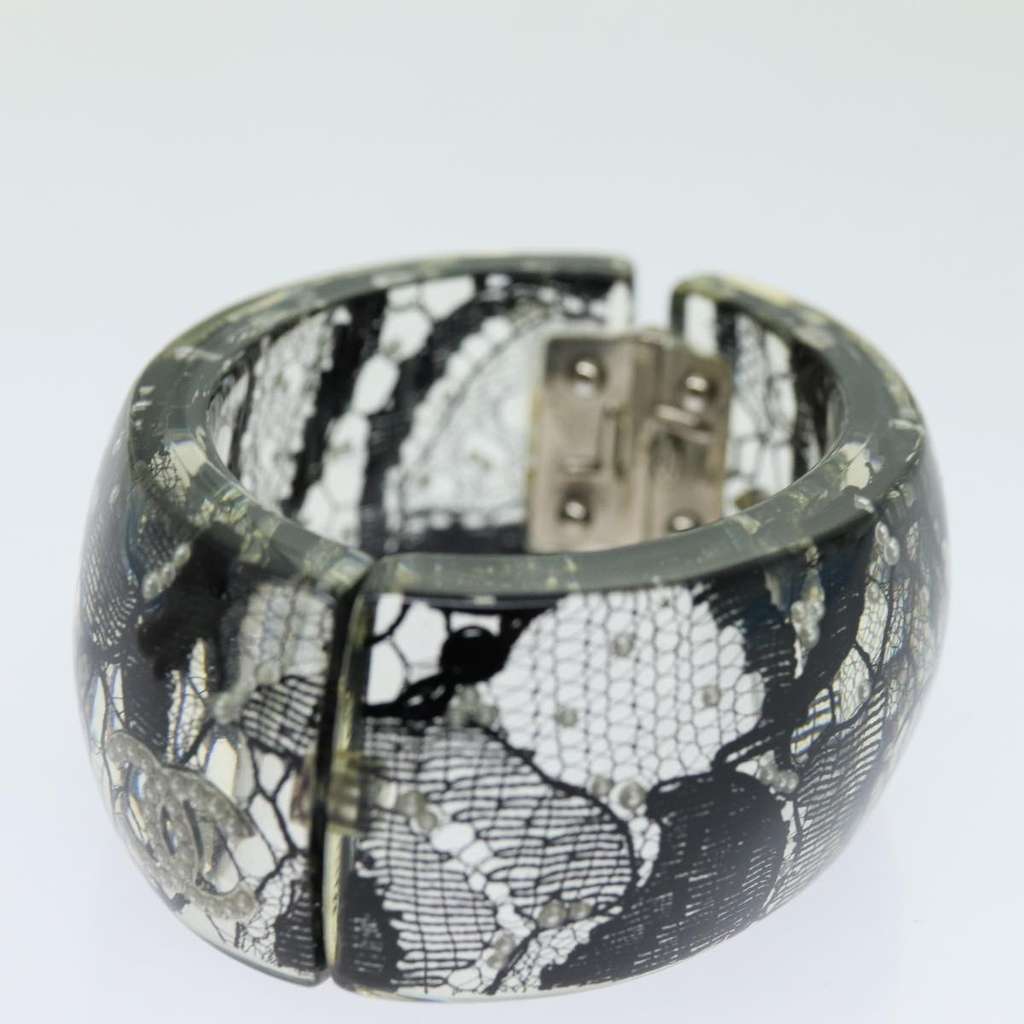Chanel CC Hinged Bangle Bracelet Black Plastic Good condition - Model View