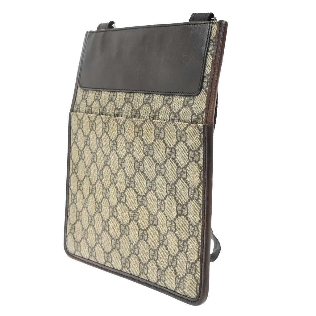 Gucci Front Pocket Messenger Brown Good condition - Model View