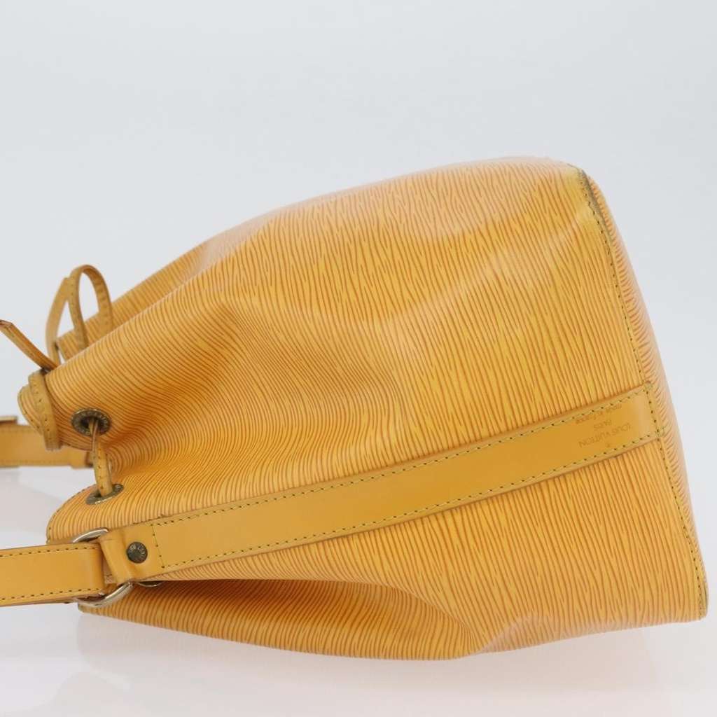 Louis Vuitton Petit Noe Handbag Yellow Leather Fair condition - Model View
