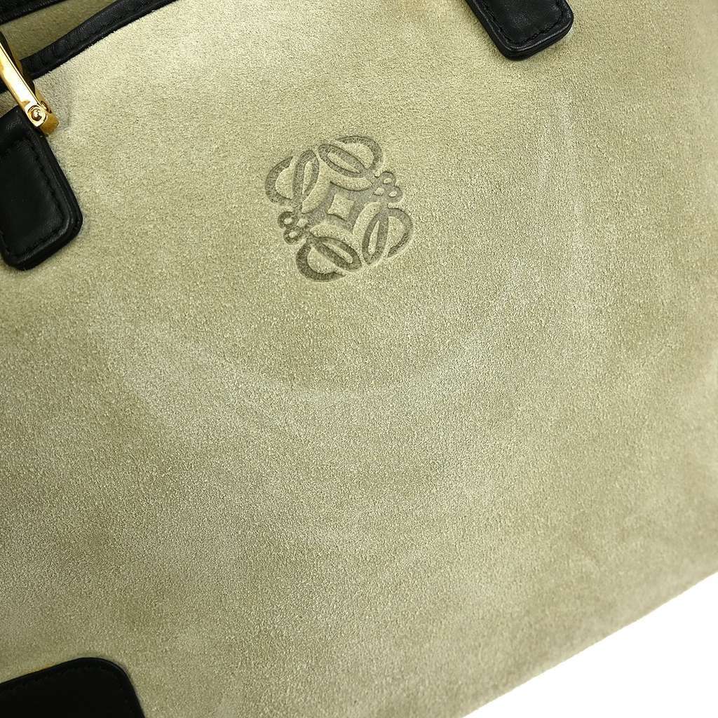 Loewe Amazona Bag Beige Suede Good condition - Model View