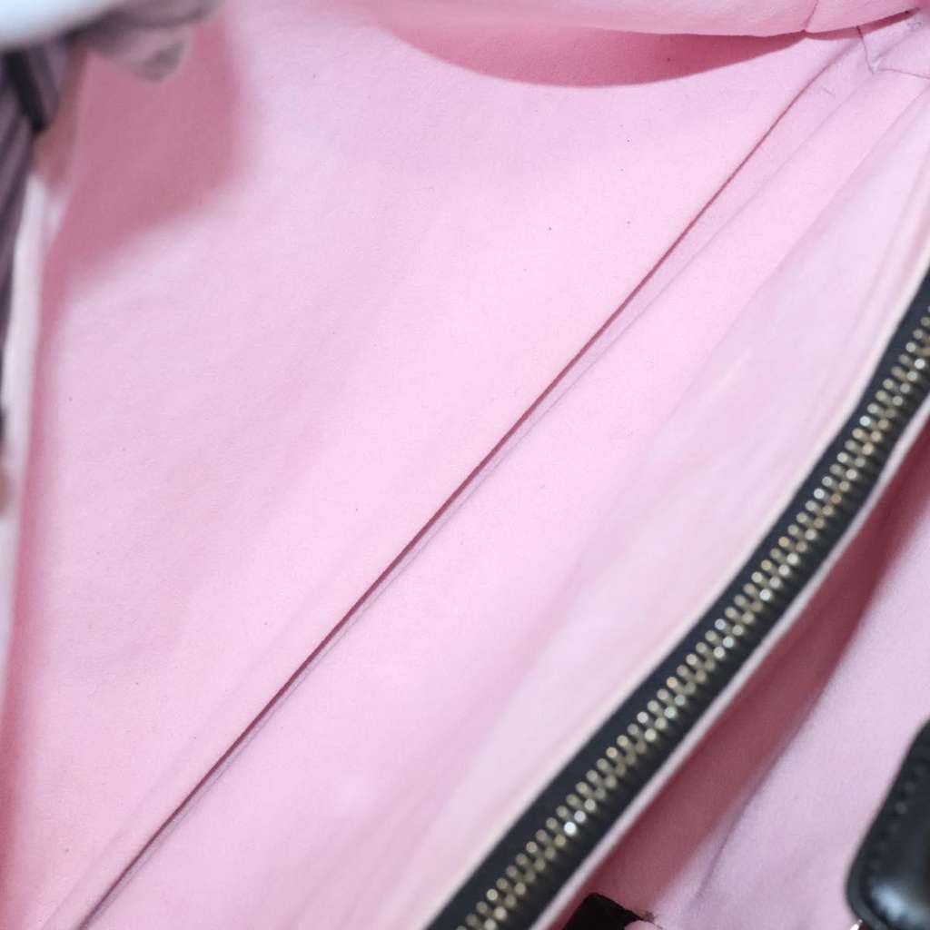 Bally Vintage Handbag Black Leather Good condition - Box View