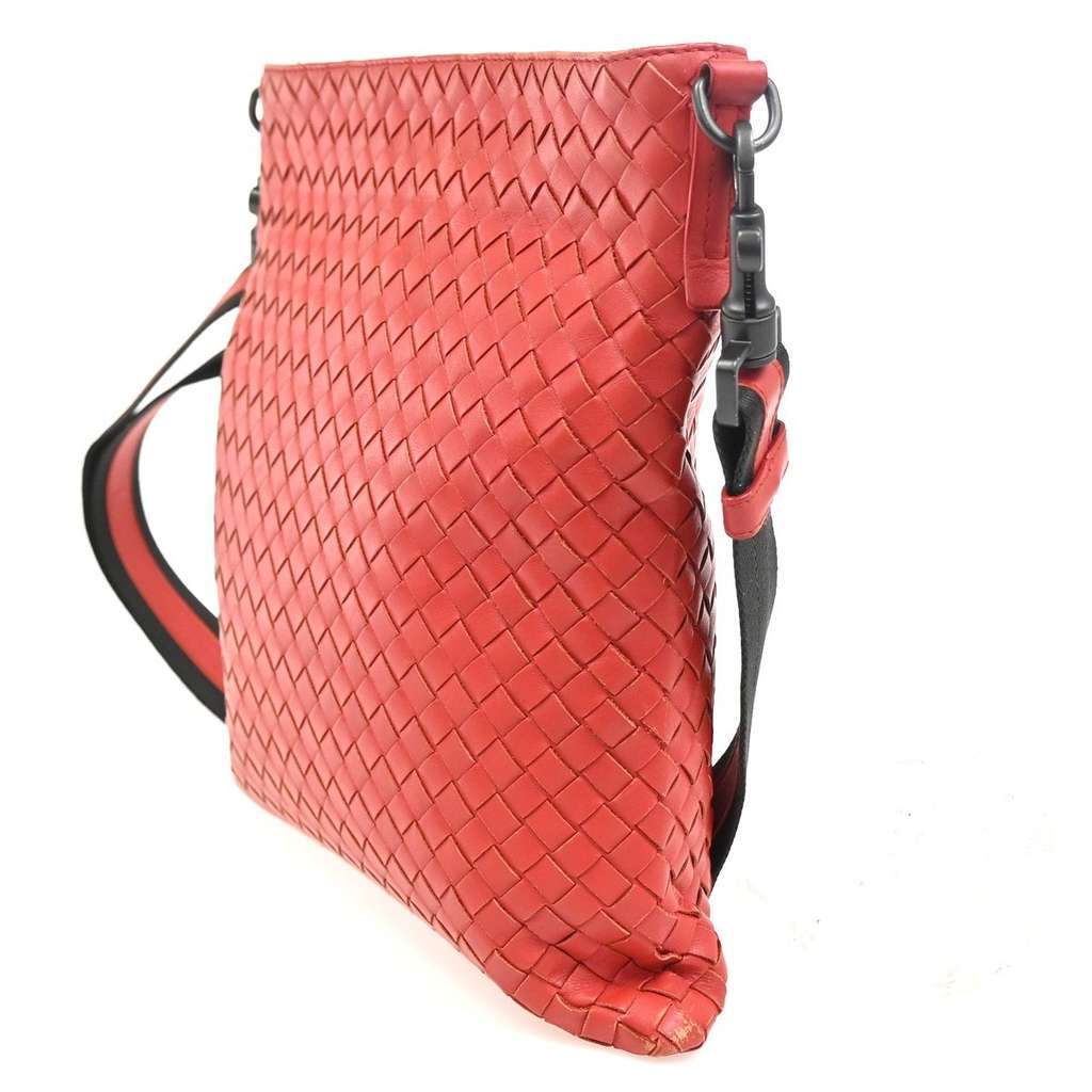 Bottega Veneta Flat Messenger Bag Red Leather Good condition - Inside View