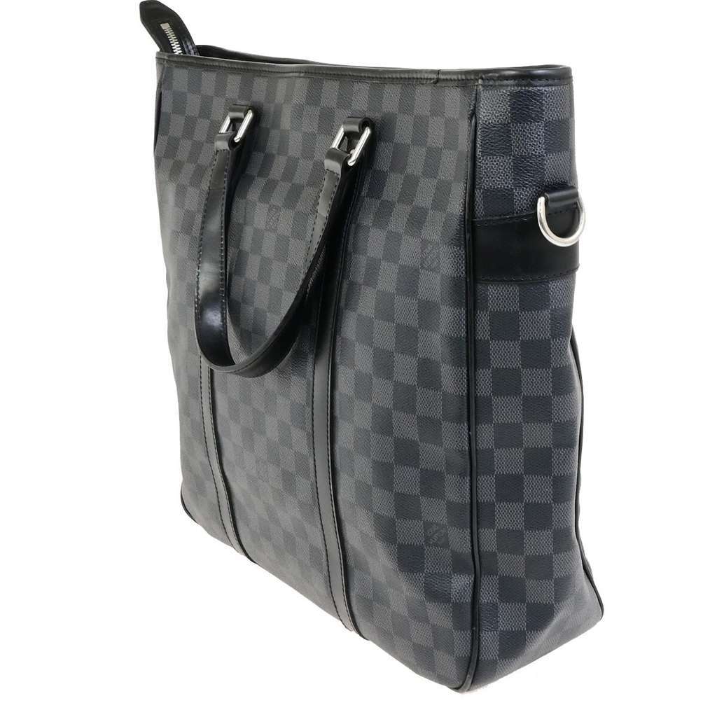 Louis Vuitton Tadao Handbag Black Canvas Good condition - Model View