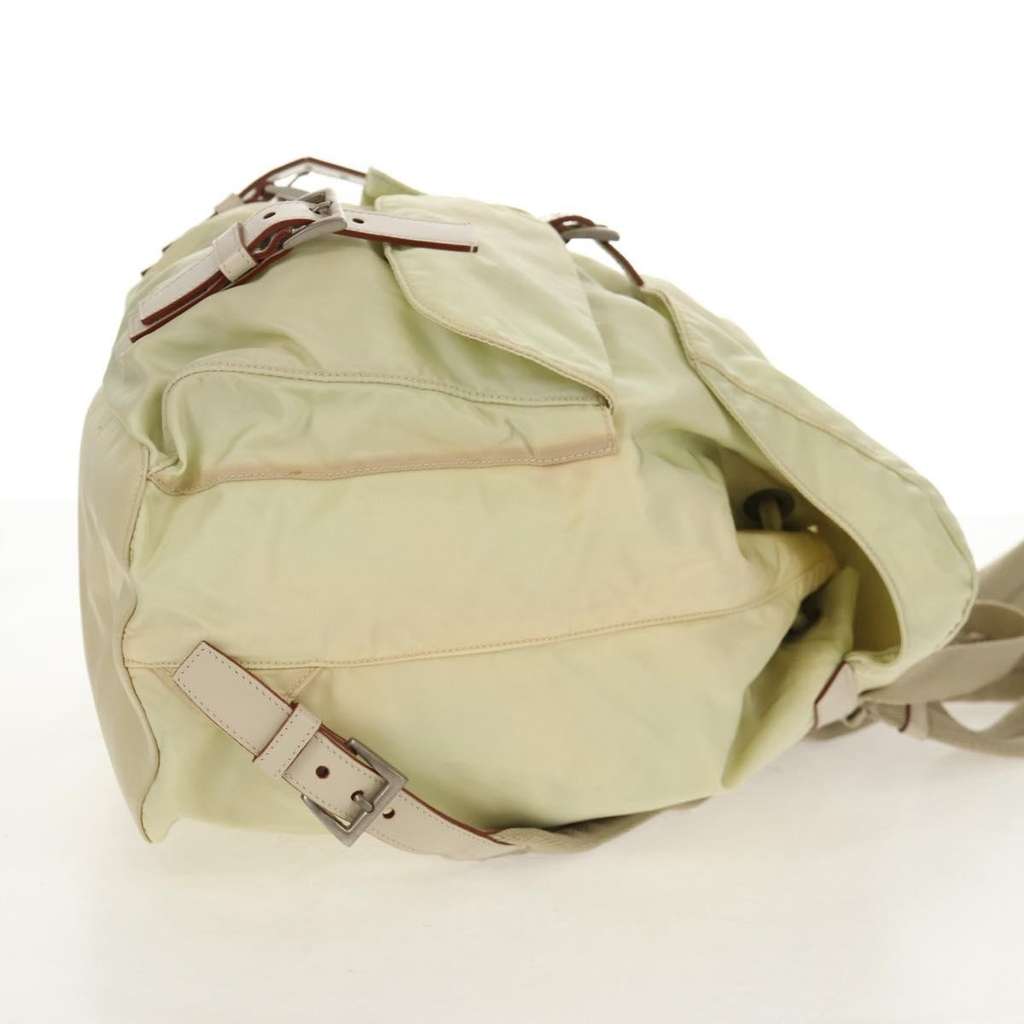 Prada Sac à dos Re-nylon Beige Good condition - Model View