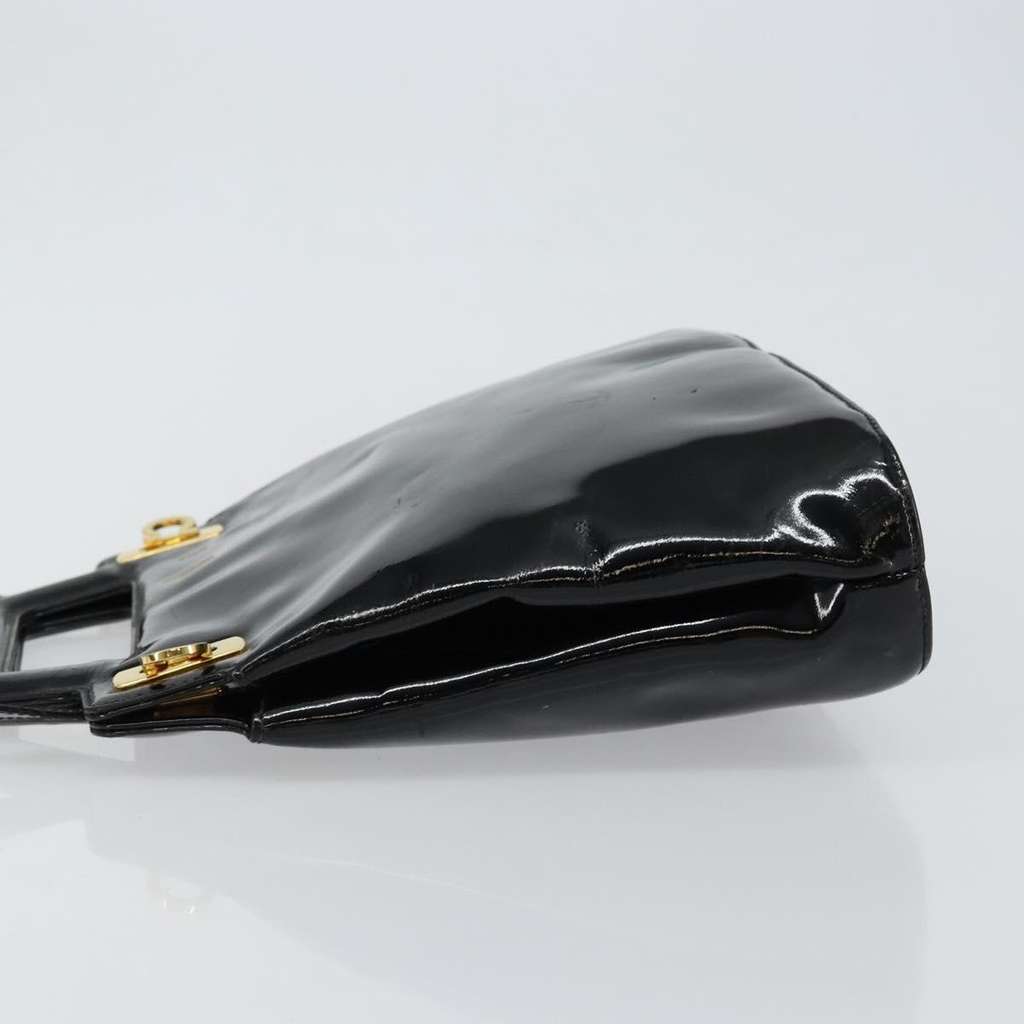 Salvatore Ferragamo Wanda Handbag Black Good condition - Model View