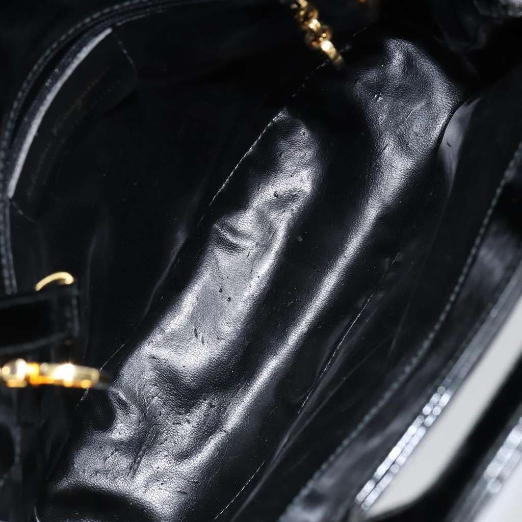 Salvatore Ferragamo Wanda Handbag Black Good condition - Box View