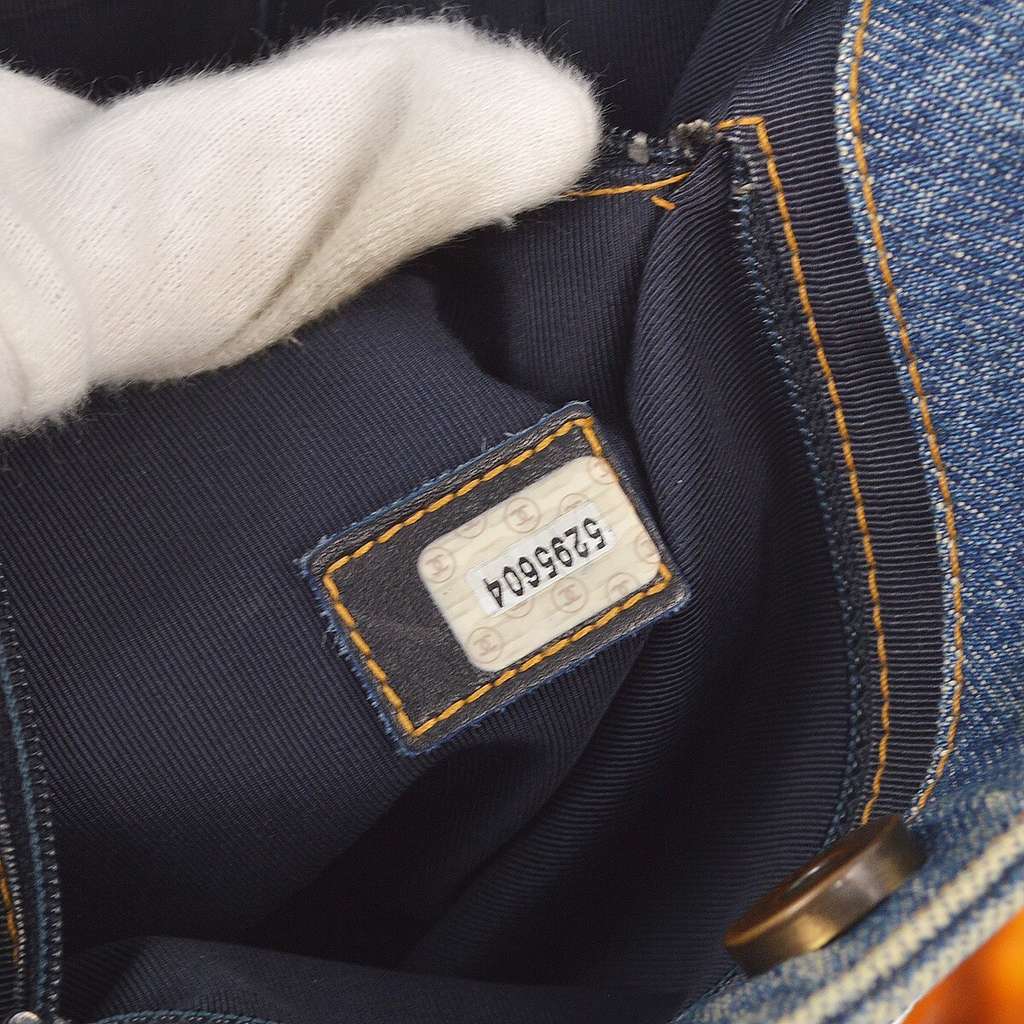 Chanel Vintage Resin Chain Tote Blue Good condition - Box View