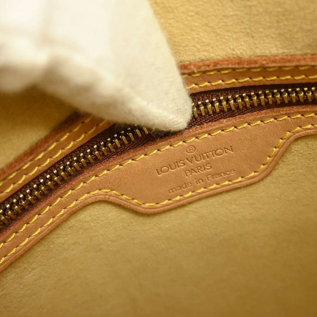 Louis Vuitton Looping Handbag Brown Canvas Good condition - Model View