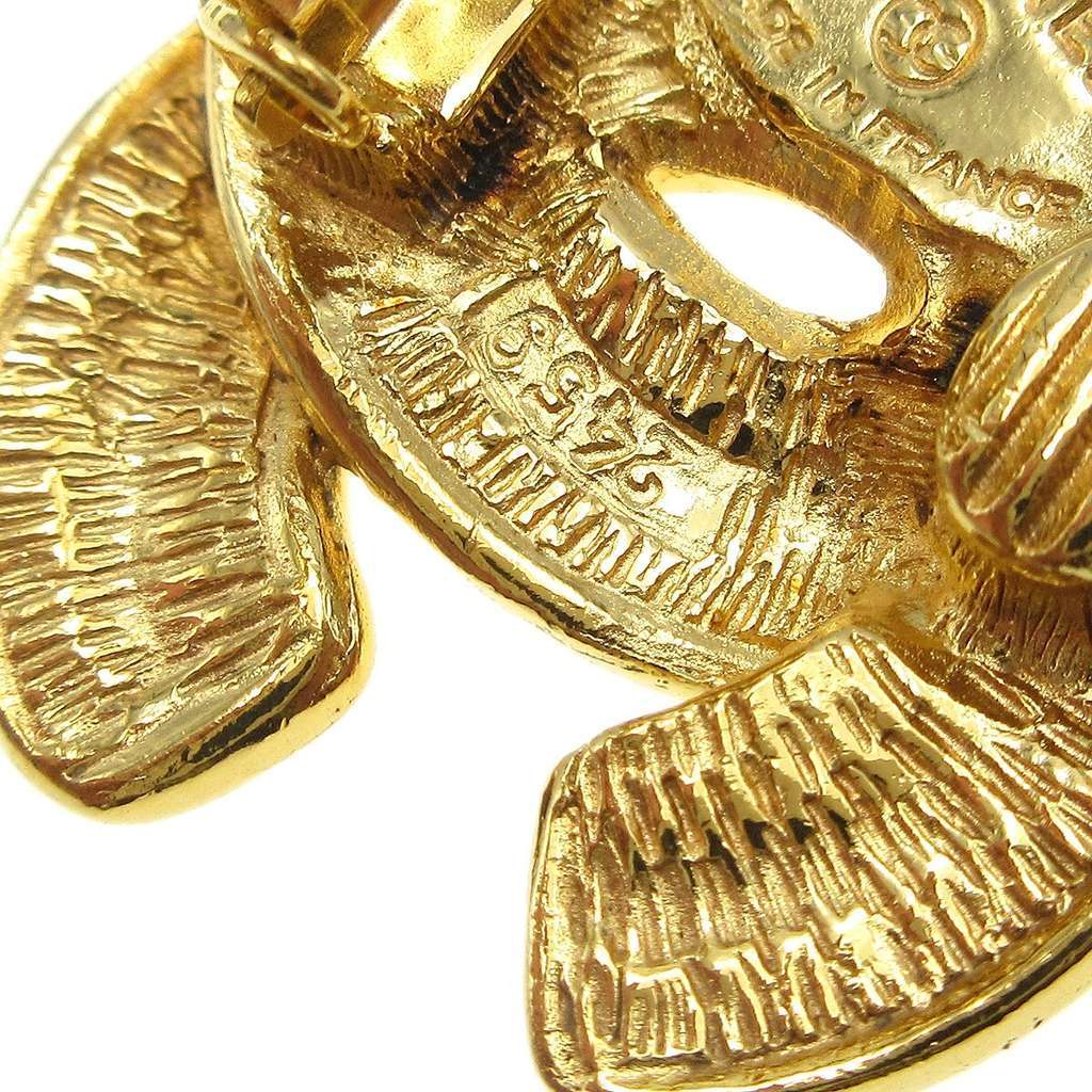 Chanel CC Clip-On Earrings Gold Good condition - Inside View