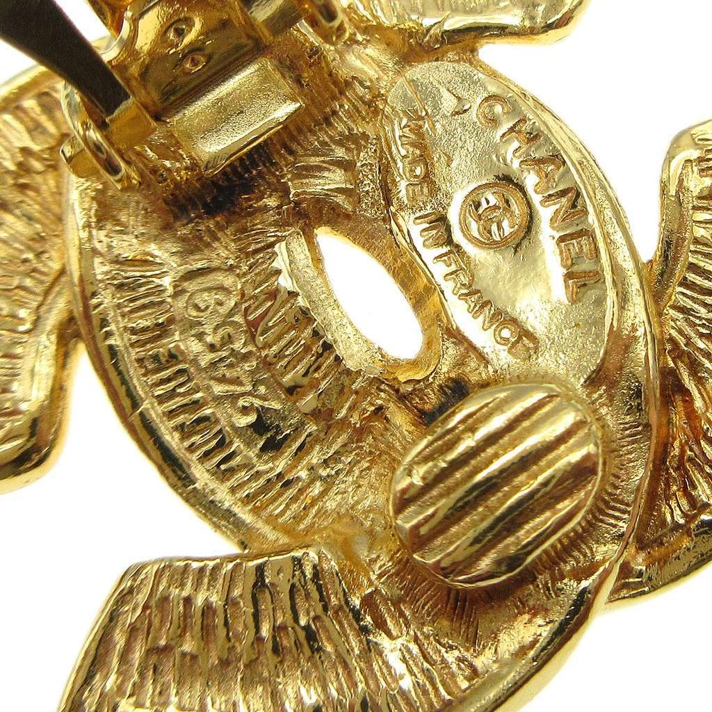 Chanel CC Clip-On Earrings Gold Good condition - Box View