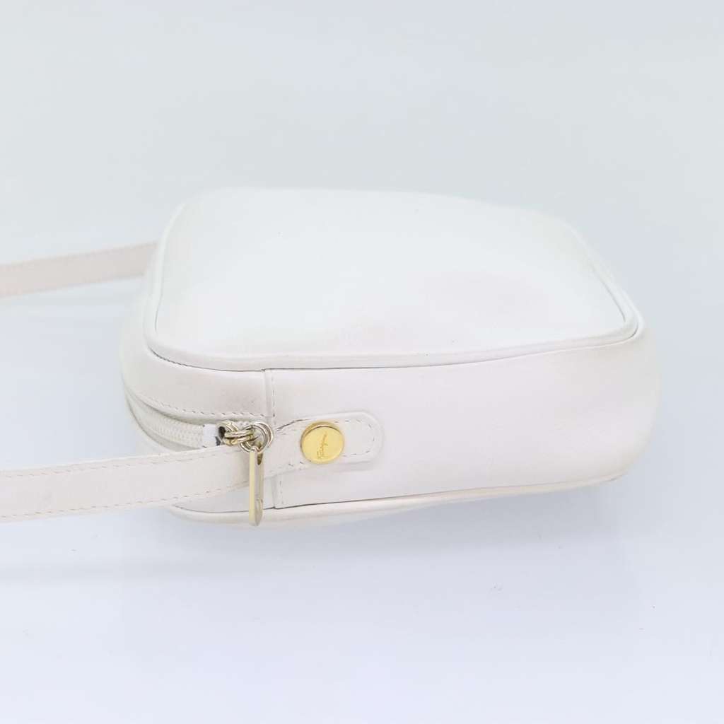 Salvatore Ferragamo Gancini Crossbody Bag Gold Leather Good condition - Model View