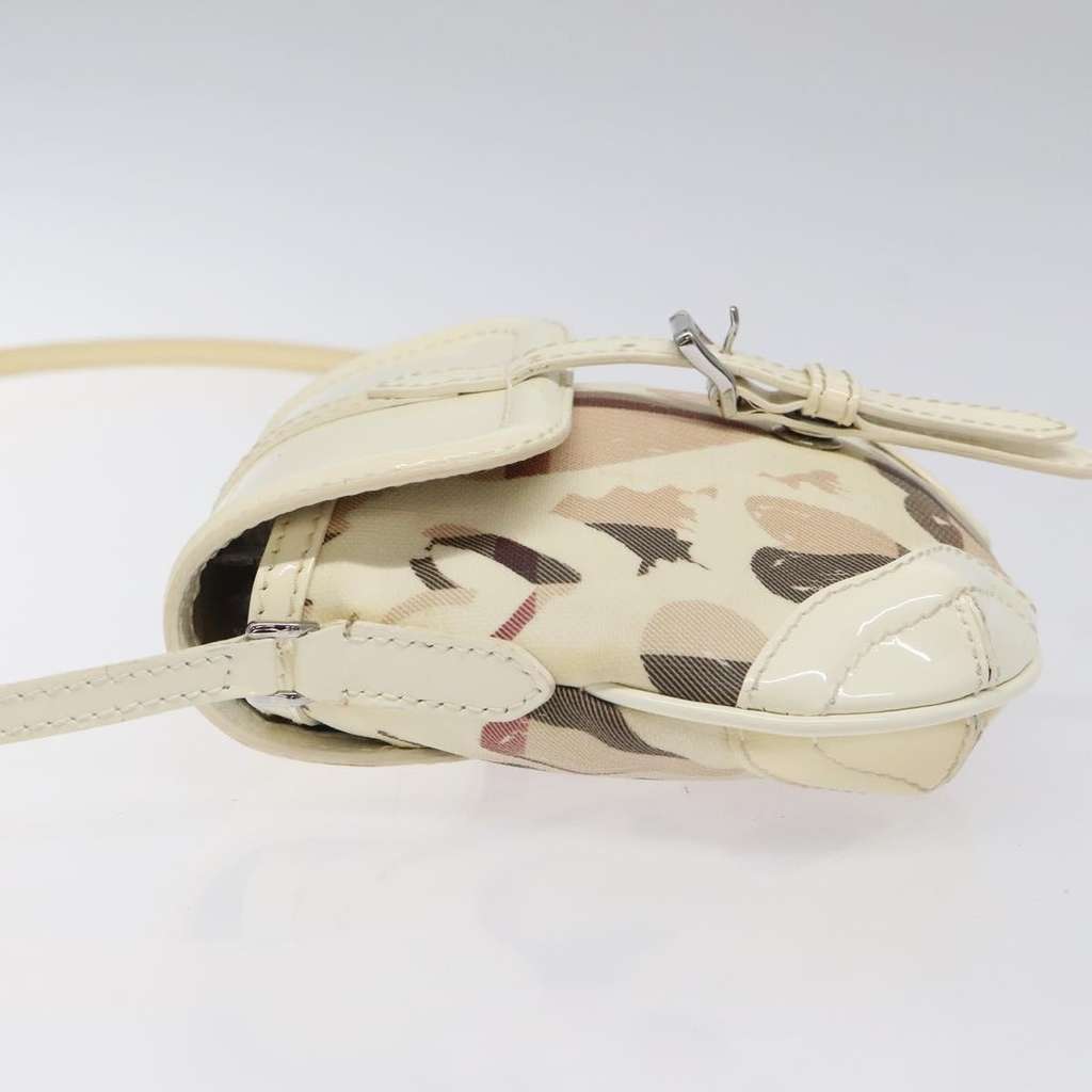 Burberry Flap Shoulder Bag Beige Canvas Good condition - Model View