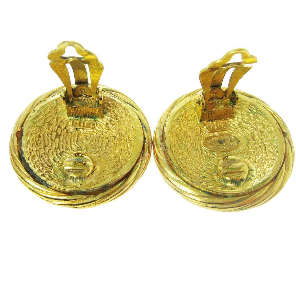 Chanel CC Button Clip-On Earrings Gold Good condition - Inside View