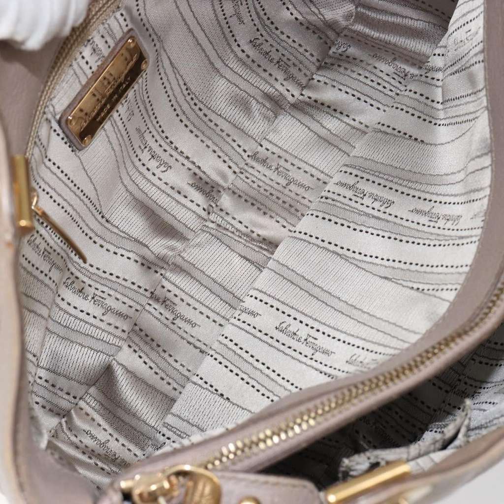 Salvatore Ferragamo Gancini Tote Pink Leather Good condition - Model View