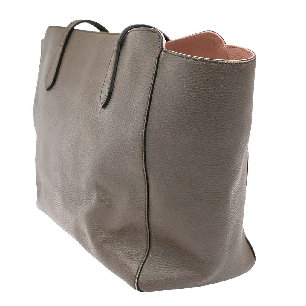 Gucci Swing Tote Brown Leather Good condition - Model View