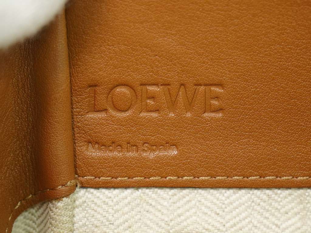 Loewe Hammock Drawstring Bag Brown Leather Good condition - Box View