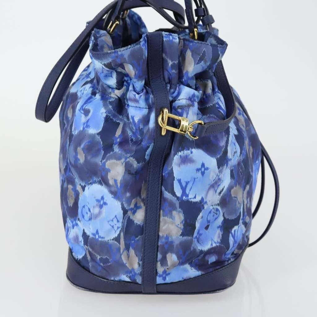 Louis Vuitton Noefull Handbag Blue Good condition - Model View