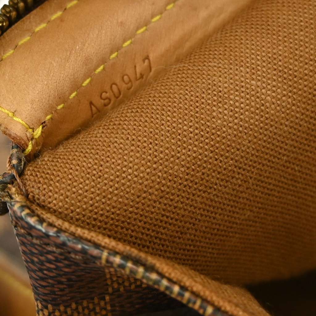 Louis Vuitton Chelsea Handbag Brown Canvas Fair condition - Box View