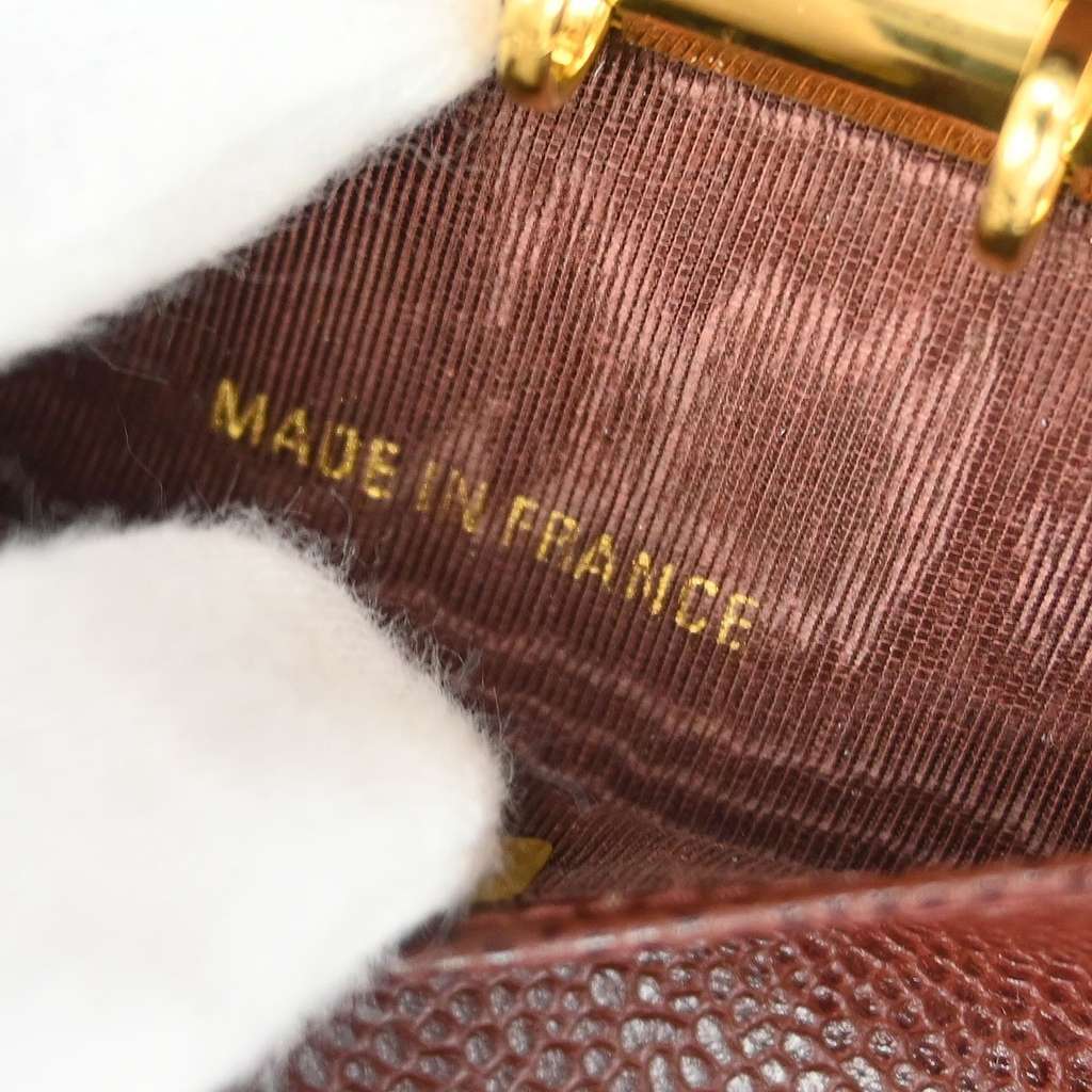 Chanel CC Bifold Wallet Brown Leather Good condition - Model View